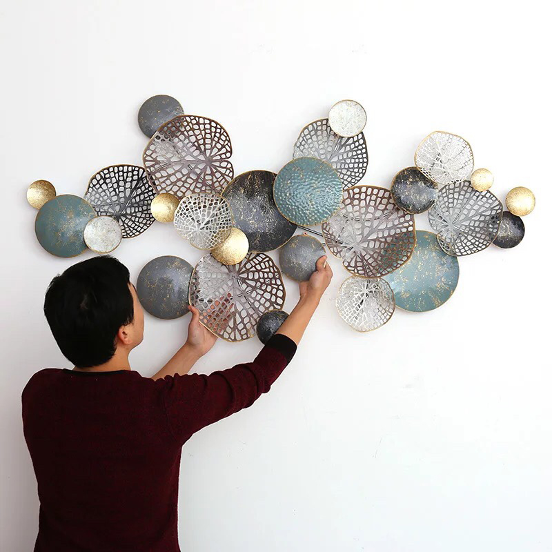 Tranh sắt cổ điển