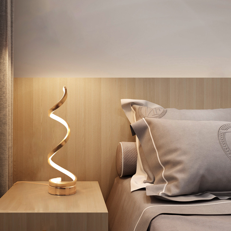 den-ngu-wind-luxury-de-ban-phong-cach-bac-au-1