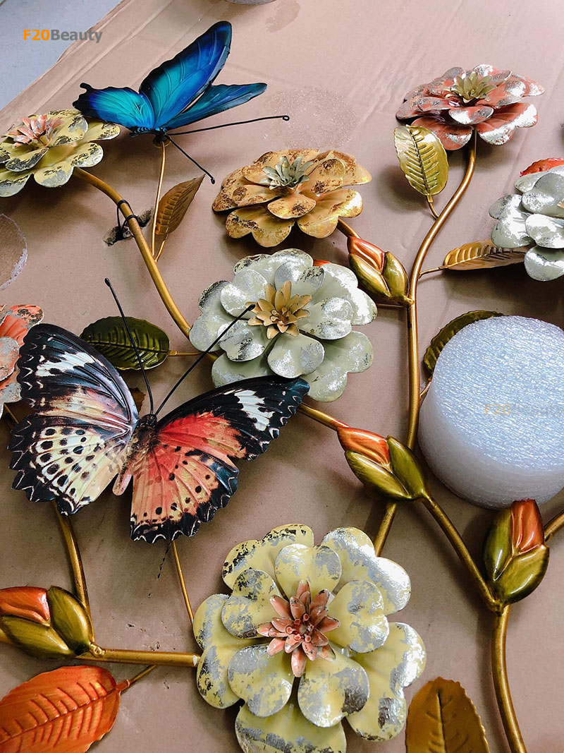 Tranh sắt hoa bướm