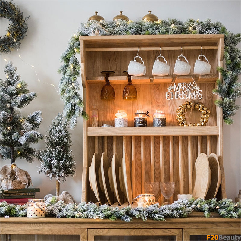 Cây thông trang trí