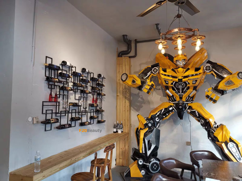 Kệ rượu treo tường trang trí quầy Bar