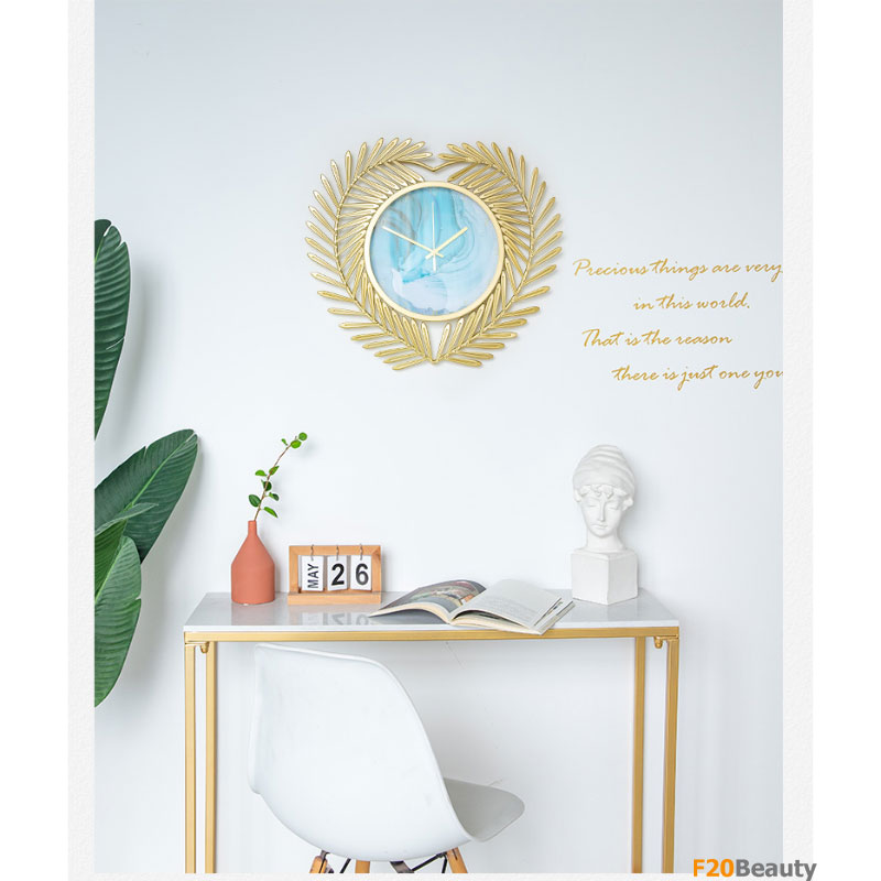 Đồng hồ treo tường Cold Heart